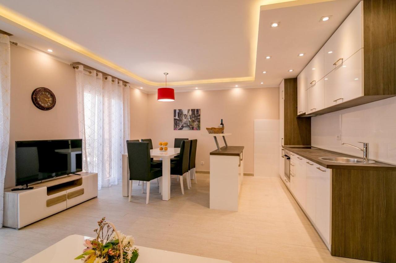 Apartmani Matej Котор Экстерьер фото