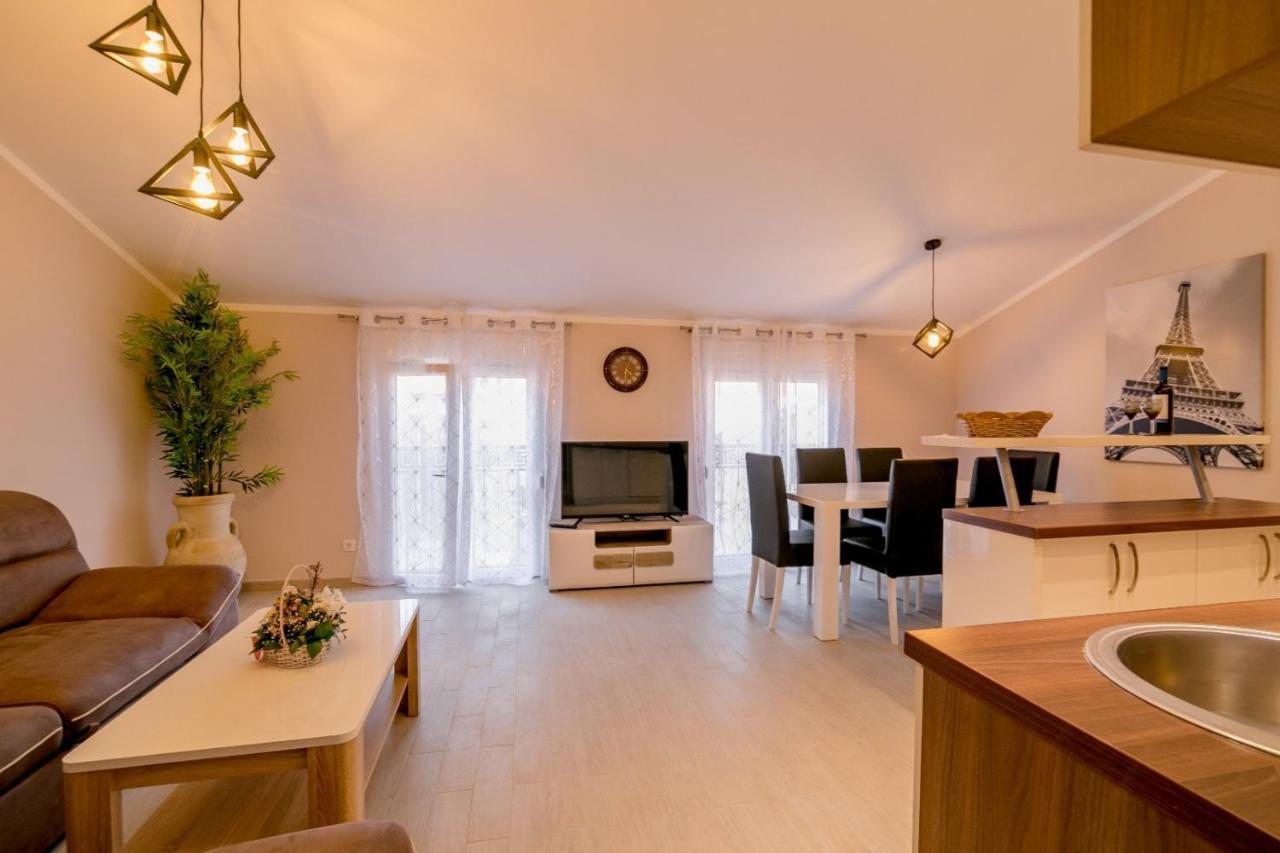 Apartmani Matej Котор Экстерьер фото