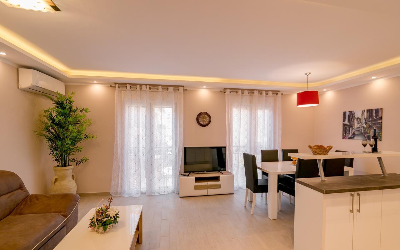 Apartmani Matej Котор Экстерьер фото